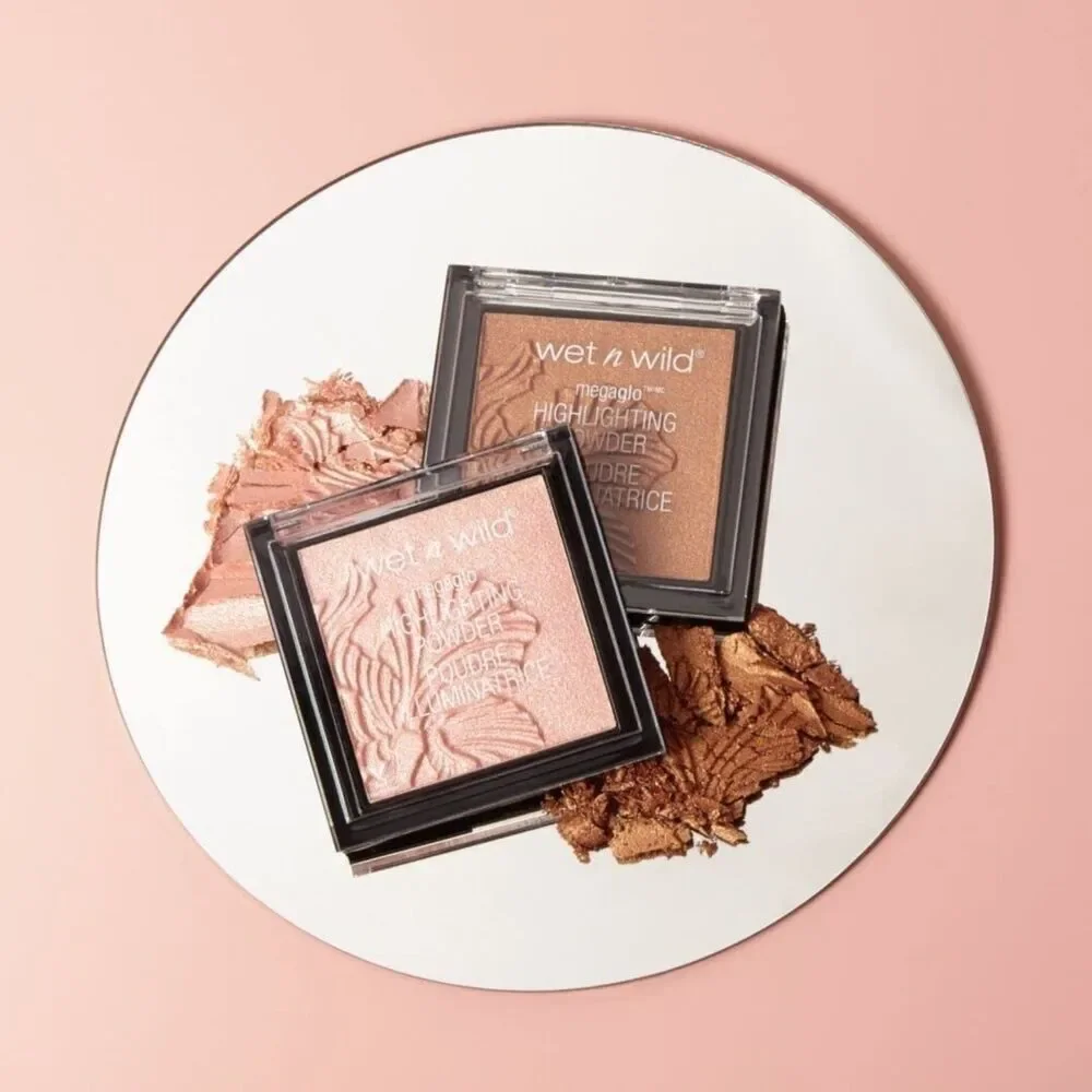 Wet n wild MegaGlo  Pink Rose Gold Blossom Highlighting Powder